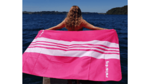Swimming-Towel-SeaBreeze-Curve-Pink-white-girl-on-beach